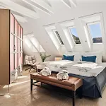 Clarion Hotel Admiral